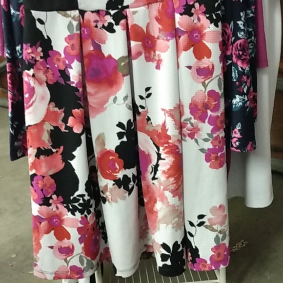 Fifth and park dress - Picture 4 of 4